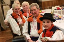 Mladičký král mezi nejstaršími chlapy (foto:rb)