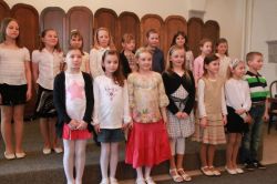 Děti z pěveckého sboru ZUŠ Uherský Ostroh